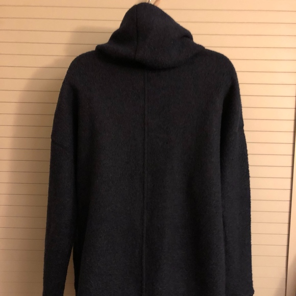 NWT Abercrombie & Fitch Navy Blue Cowl Turtleneck Fleece Knit Sweater S - Picture 5 of 6